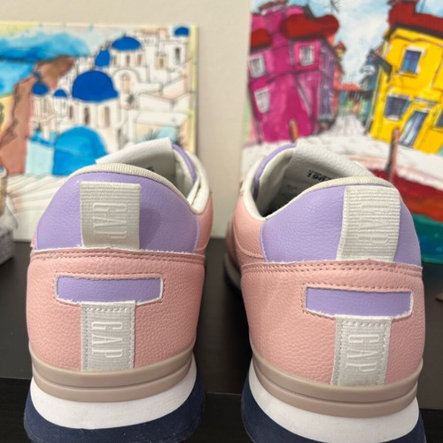 Gap women's sneakers new, size 41, pink