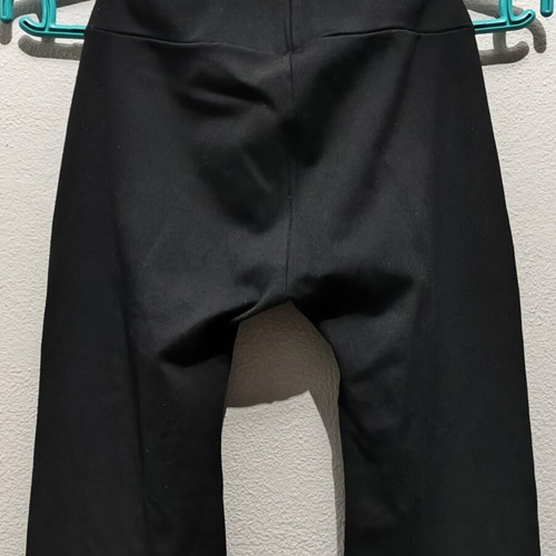 Calzedonia women's black push up leggings size L like new