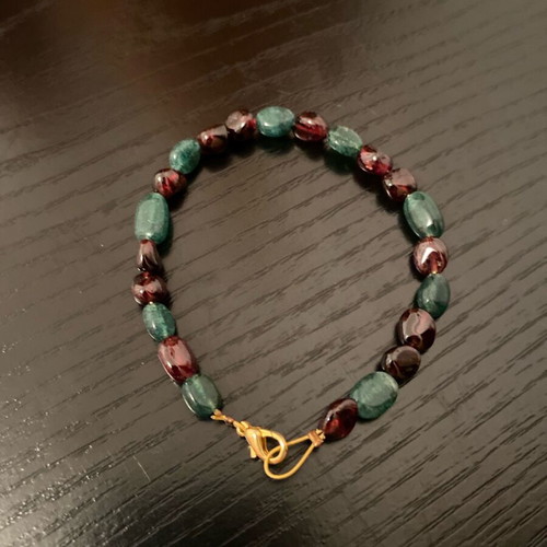 Handmade bracelet like new made of semi-precious stones