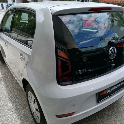 Volkswagen Up 2017 like new, petrol, manual, white