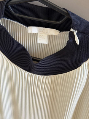 Silk blouse COS like new, size M, white and black