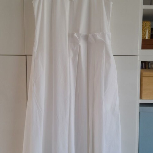 Summer dress Max&Co white poplin with matching belt like new