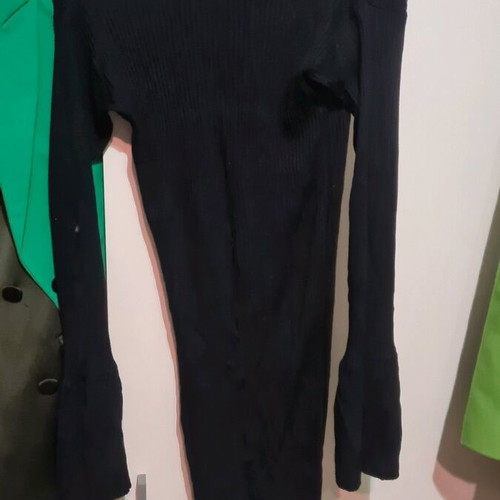 Midi dress new with special sleeves size S black