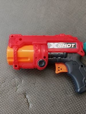 Nerf N-Strike Elite BowStrike and Zuru X-Shot Excel Fury 4 Blasters like new