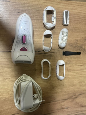 Philips hair removal device