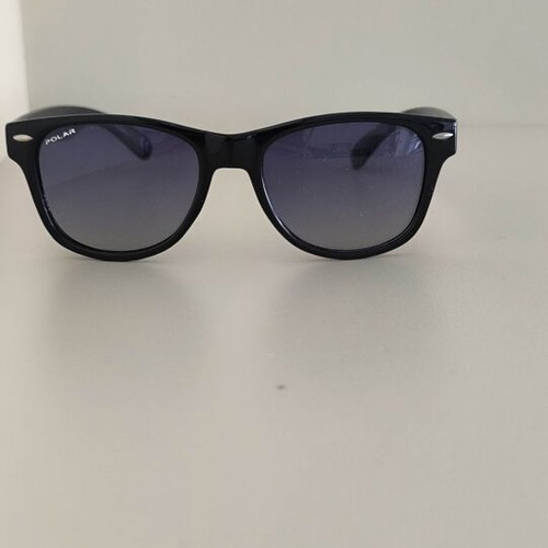 Polar kids sunglasses like new, black
