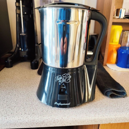 Froth Au Lait Professional automatic electric milk frother like new