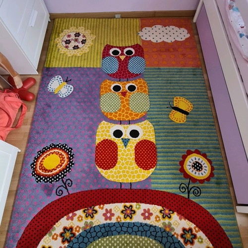 Children's rug like new, size 160×230