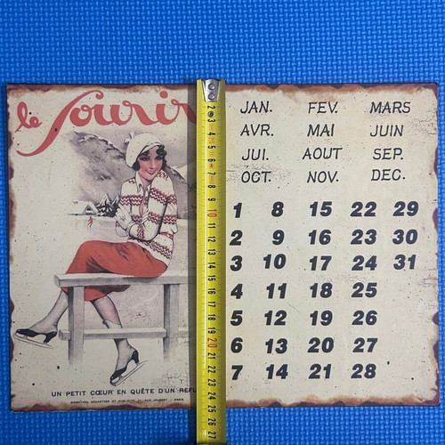Vintage French Wall Calendar Metal Tin Sign like new