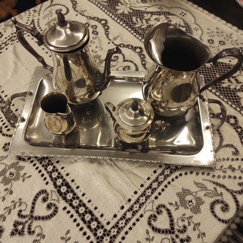 Silver-plated decorative canteen container tray set used