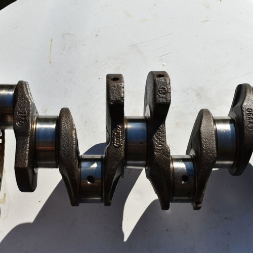 Crankshaft VW Golf 4 1.6 8V 101 HP used, genuine part