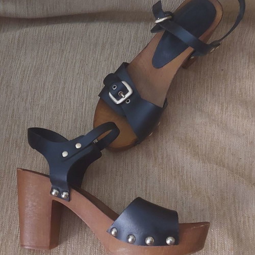 Italian sandals used, size 39, black