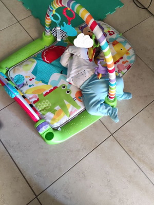 Γυμναστήριο Fisher Price μεταχειρισμένο, λείπει ο καθρέφτης