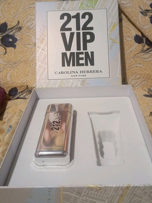 212 VIP MEN Gift set like new with empty perfume bottle