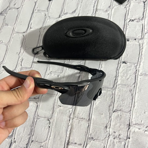 Oakley Radar EV sunglasses like new, polarized, black