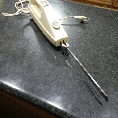 Electric knife like new
