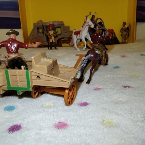 Wild West Cowboys and Indians figures with stagecoaches used