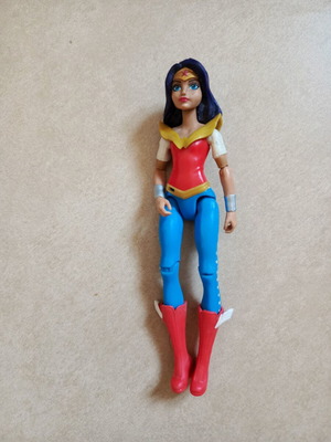 DC Superhero Girls Action Figure Wonder Woman used