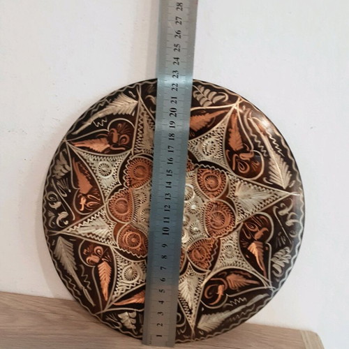 Decorative wall plates like new, set of 2, sizes 30cm and 23cm