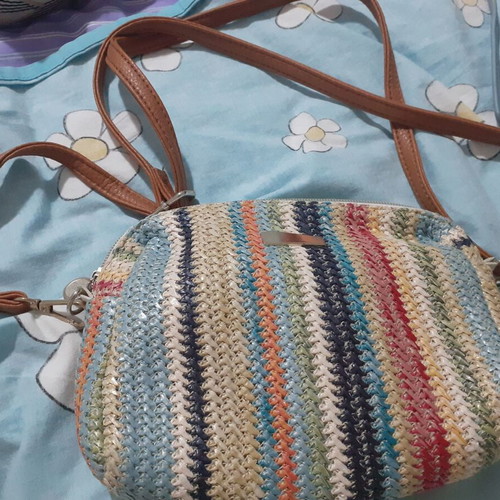 Knitted multicolor shoulder bag like new