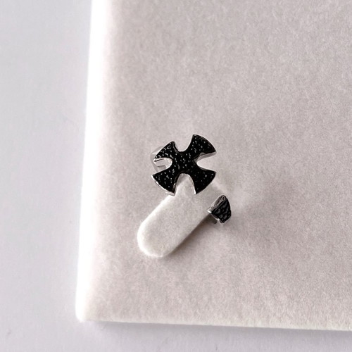 Silver .925 plated ring with black zirconia new
