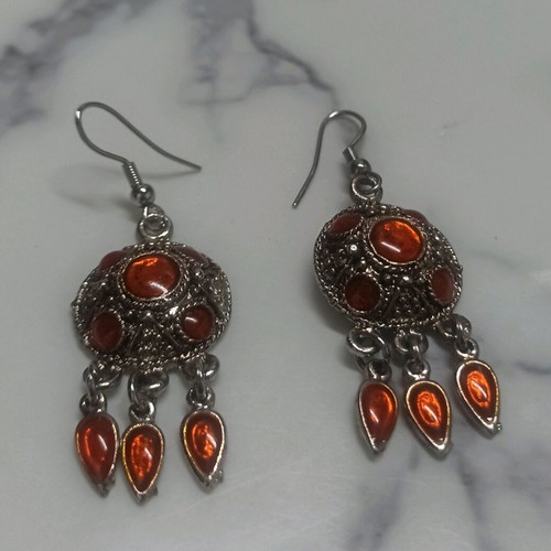 Drop-shaped earrings with amber like new, bohemian style
