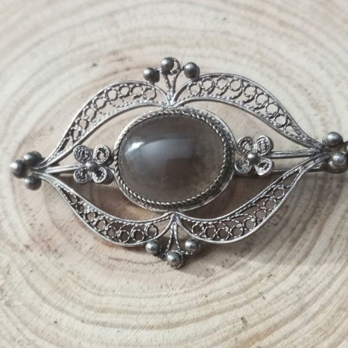 Silver pin 925 with smoky quartz like new