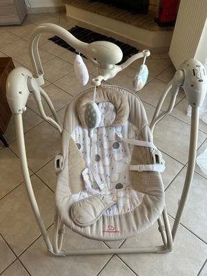 Ριλαξ Mother Baby σαν καινούργιο με 4 επίπεδα, ήχους και τηλεχειριστήριο