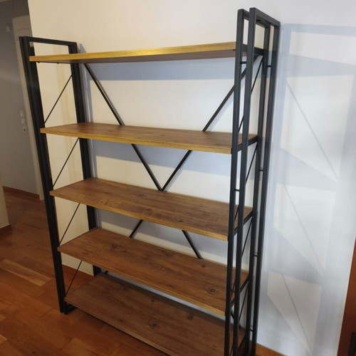 Bookcase like new, dimensions 130x35x180cm