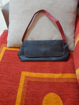 Τσάντα Victoria Secret ελαφρώς μεταχειρισμένη χειρός