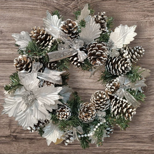 Christmas wreath handmade new, size 45 cm