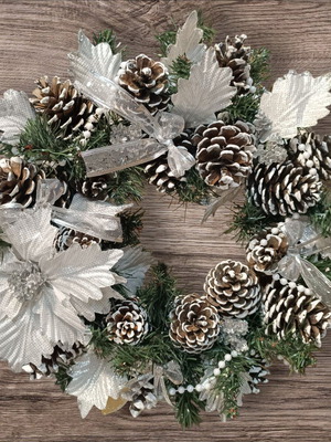 Christmas wreath handmade new, size 45 cm