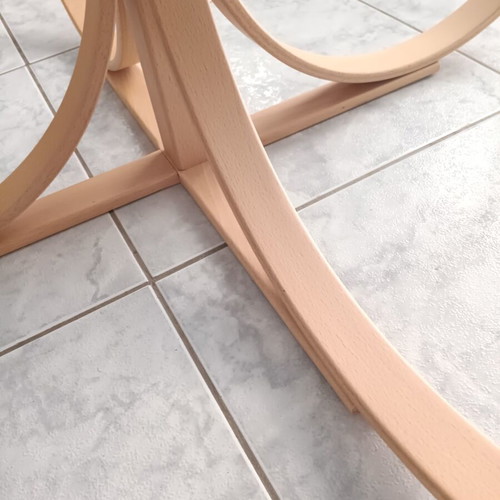 Round coffee table Tokyo with smoked glass and unique base