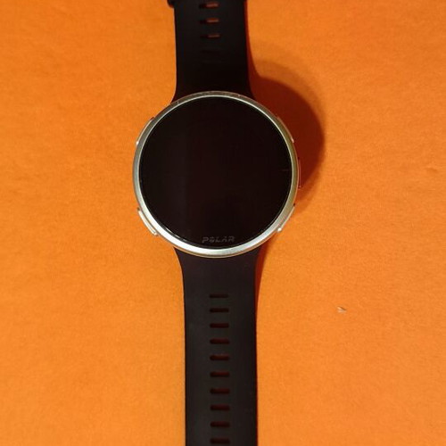 Polar Vantage V2 smartwatch used with new strap