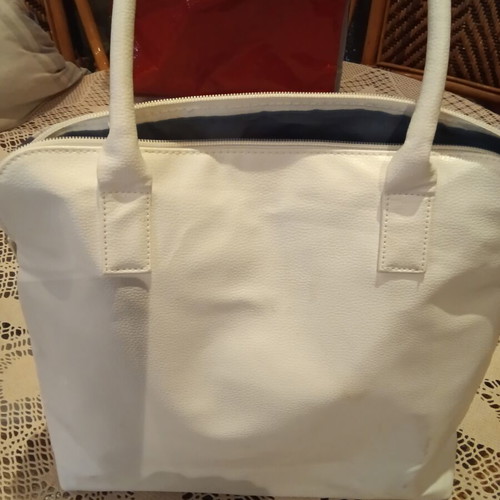 Bag for casual and beach use