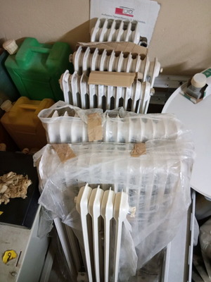 Heating radiator sections like new, 4-column 90cm 6, 3-column 90cm 10, 2-column 90cm 10, 3-column 60cm 10