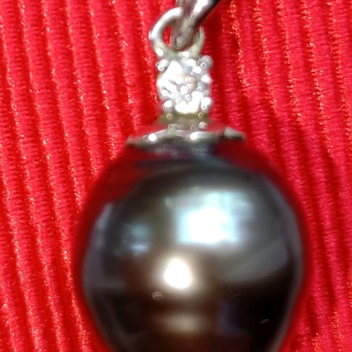 Pendant with black pearl, silver 925 and zircon like new