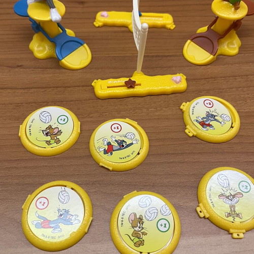 Tom and Jerry Kinder figures new, set