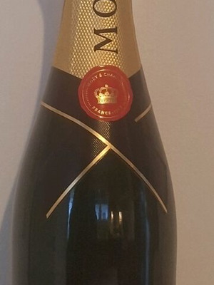 Σαμπάνια Moet & Chandon 750ml καινούργια, σφραγισμένη