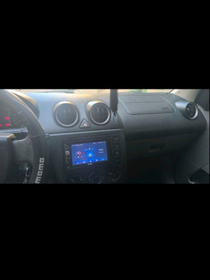 Ford Fiesta 2004 κουπέ, 1.4L βενζίνη, χειροκίνητο, 270 χλμ