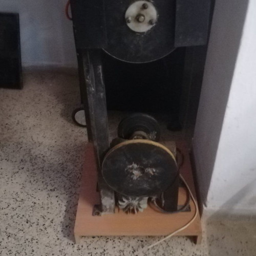 Band saw 1.5 meters with 1.5 HP motor homemade