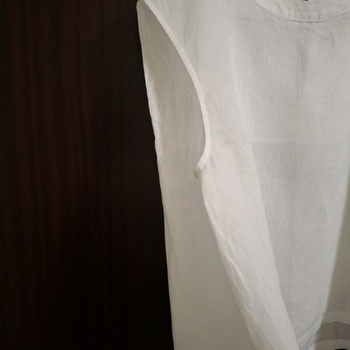 Momoni Sofia T-shirt in Yarn Dyed Linen white like new, size S