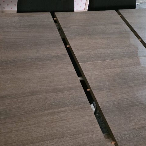 Table 1.60×90 cm with 40 cm extension like new