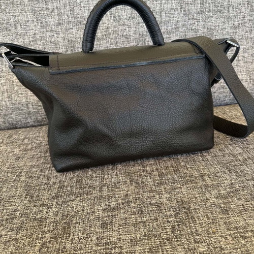 KEM leather shoulder bag like new, black, 22x30 cm