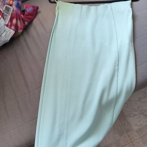 Dilv women's skirt Small like new, turquoise