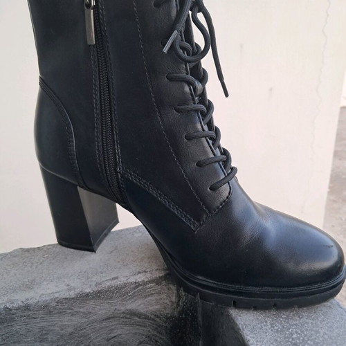 Tamaris ankle boots 38 black like new