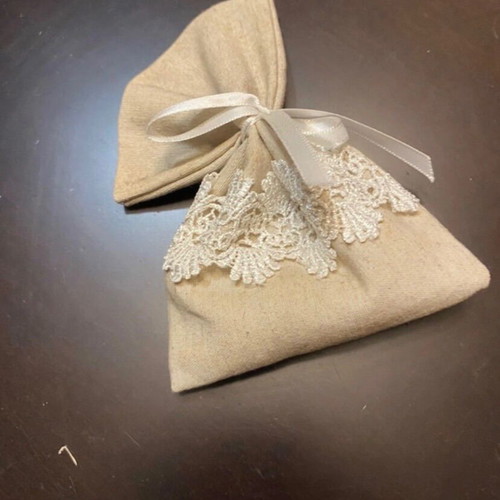 Bomboniera with lace, pack of 95, new