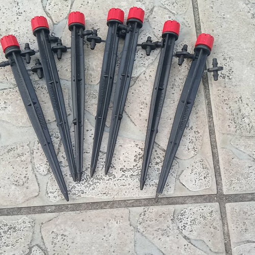 Agrodrip Adjustable Drip Stakes for Pots Pack of 7 Like New