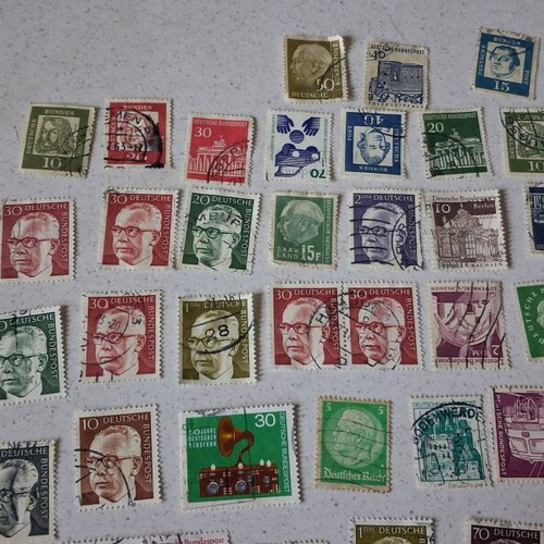 German stamps used, pack of 319 collectible vintage pieces