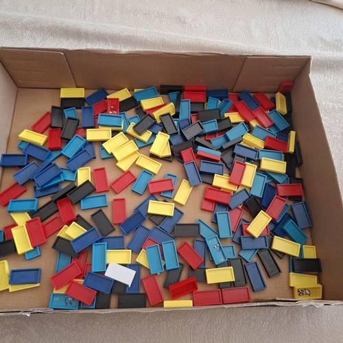 Domino Express Pirate Ship game like new with 250 dominoes